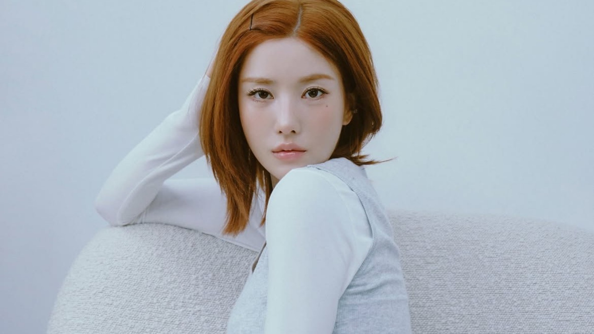 Kwon Eunbi (2).jpg
